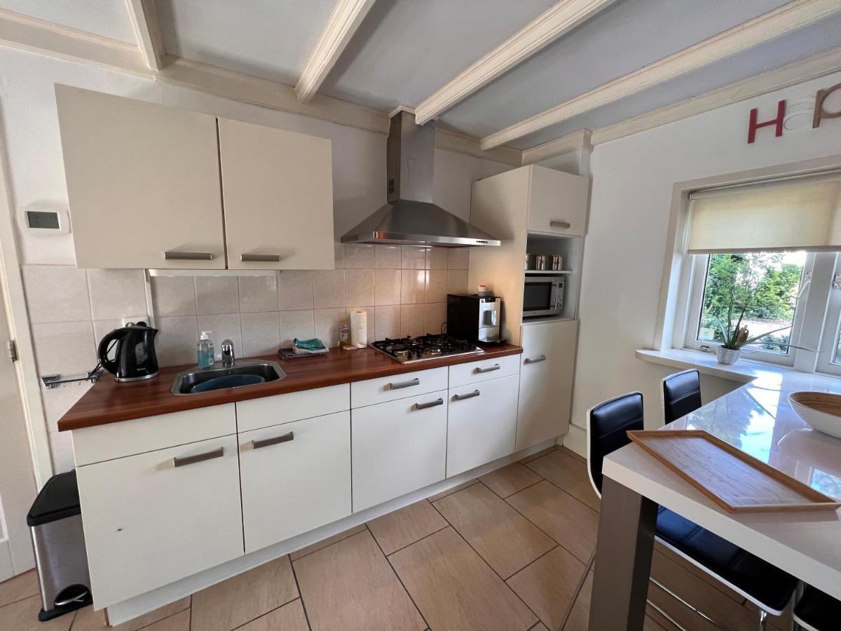 דירות פורטהאוזן Free Standing Vacation House Garden, Private Jacuzzi, Veluwe Woods מראה חיצוני תמונה